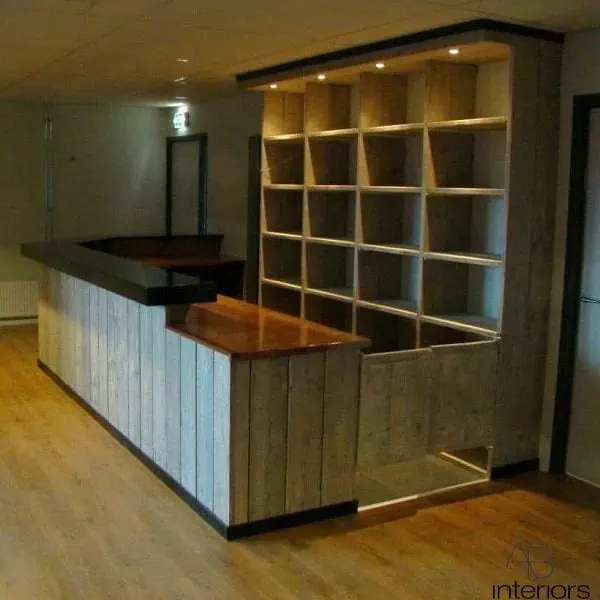 Mẫu quầy pha chế gỗ tự nhiên