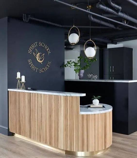 Quầy thu ngân xuất khẩu hiện đại với mặt gỗ cao cấp