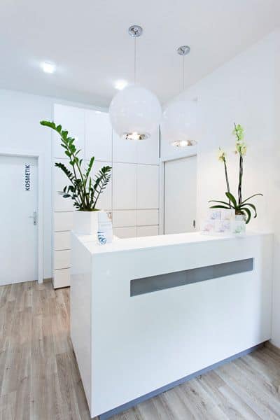 Mẫu quầy thu ngân xuất khẩu với tính năng nổi bật đẹp hiện nay