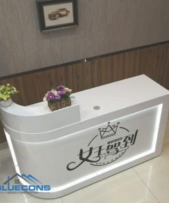 Quầy lễ tân QLT011