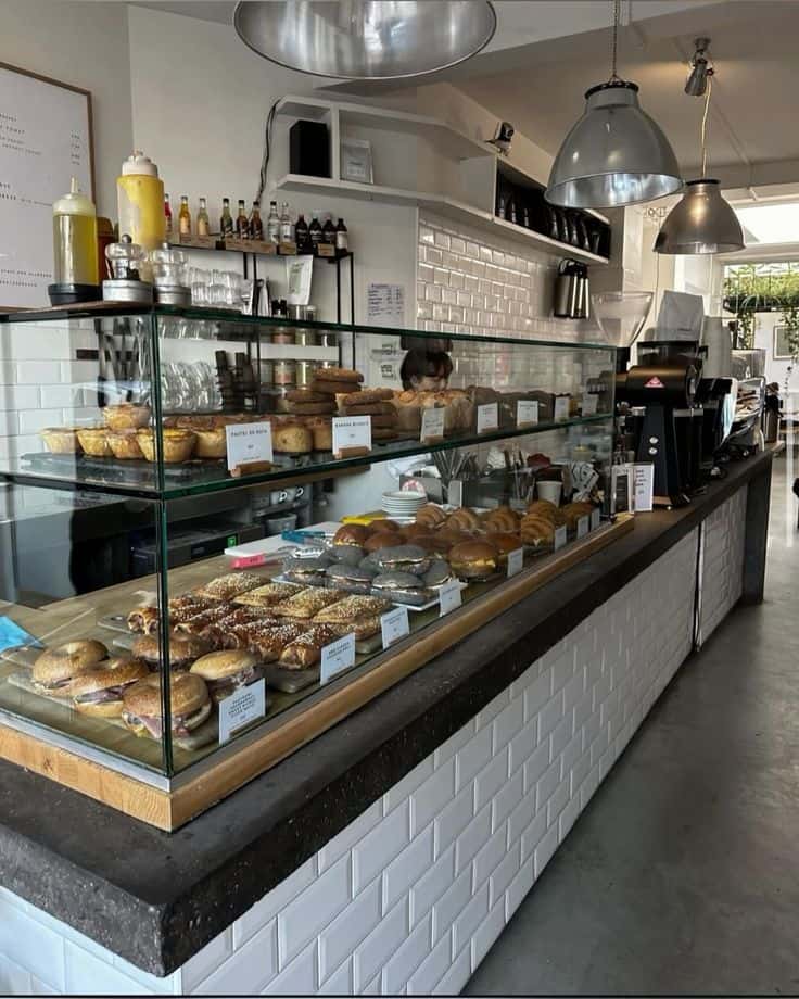 Thi công cửa hàng bánh ngọt đẹp và hiện đại cho doanh nghiệp 10 Mẫu thi công cửa hàng bánh ngọt uy tín và chuyên nghiệp