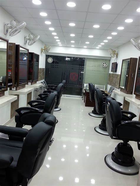 Thi Công Cửa Hàng Làm Tóc Tại TPHCM 6 Ý Tưởng Đẹp Mắt 4 Thi công cửa hàng làm tóc đẹp