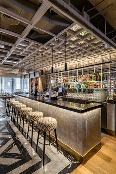 Thi công quán bar trọng gói giá rẻ