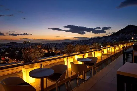 Thi Công Quán Bar Rooftop 2024 Xu Hướng Thiết Kế Hiện Đại 2 Thi công quán bar rooftop đẹp và hiện đại