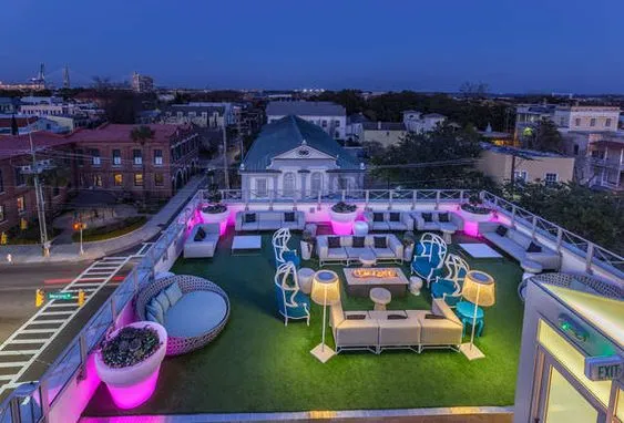 Thi Công Quán Bar Rooftop 2024 Xu Hướng Thiết Kế Hiện Đại 5 Thi công quán bar rooftop đẹp