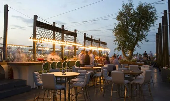 Thi Công Quán Cafe Sân Thượng Mẫu Thiết Kế Hiện Đại, Sang Trọng 4 Những mẫu thi công quán cafe sân thượng đẹp
