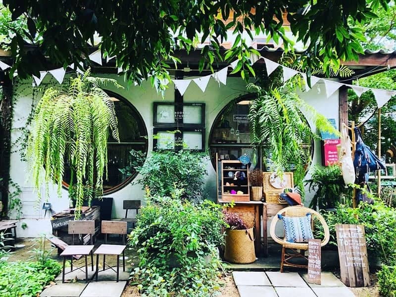 Hình ảnh quán cafe sân vườn 5