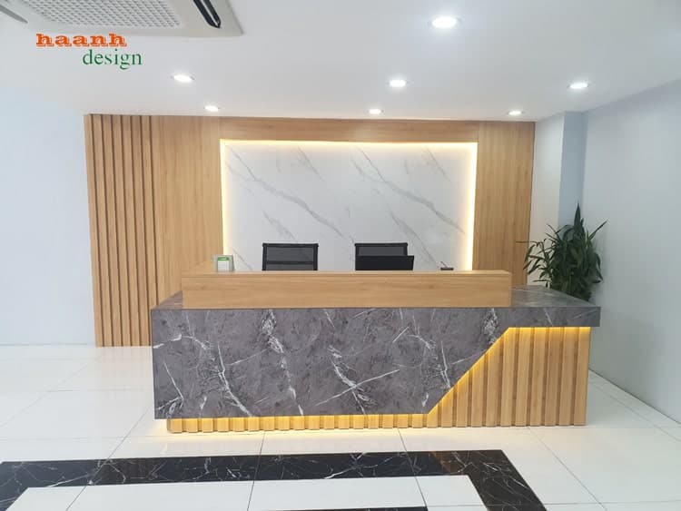 Quầy lễ tân gỗ công nghiệp