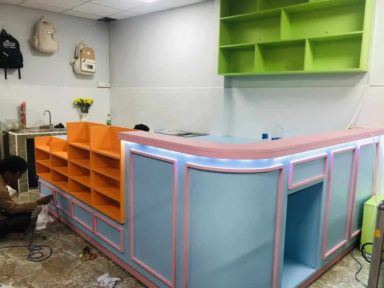 Quầy thu ngân siêu thị giá thành hợp lý uy tín TPHCM