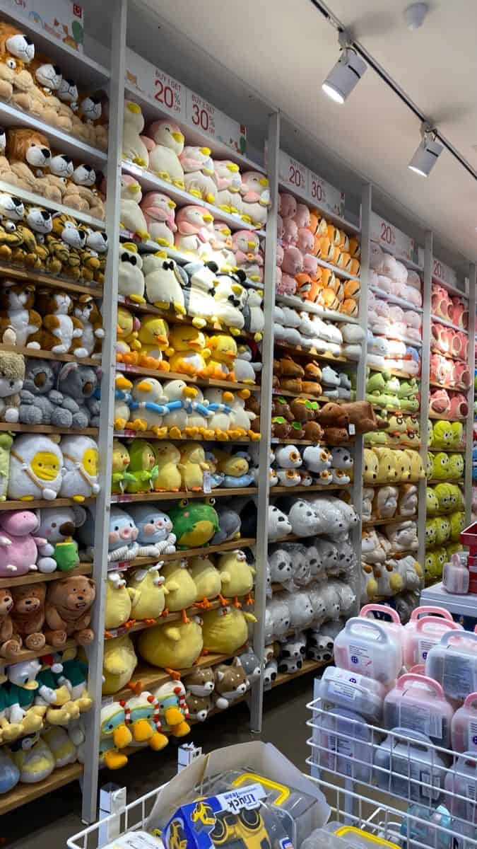 Những mẫu thi công shop gấu bông đẹp