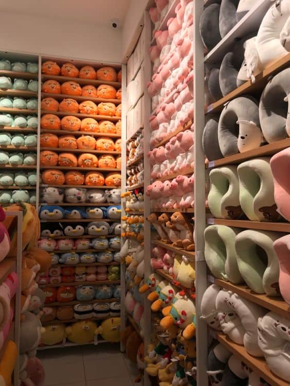 Mẫu thi công shop gấu bông hiện đại