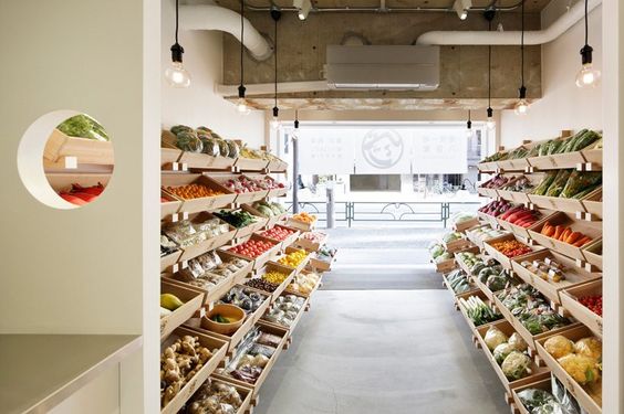 Thi Công Shop Hoa Quả Nhập Khẩu 5 Mẫu Đẹp 3 Thi công shop hoa quả nhập khẩu đẹp và hiện đại nhiều kệ trưng bày