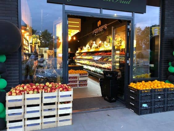 Thi Công Shop Hoa Quả Nhập Khẩu 5 Mẫu Đẹp 7 Thi công shop hoa quả nhập khẩu đẹp tại TPHCM