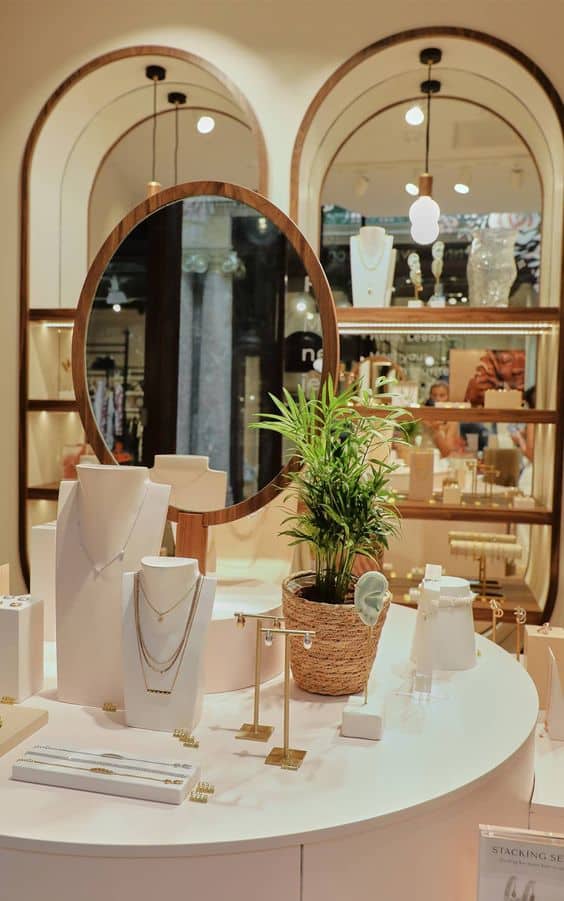Thi công shop phụ kiện trang sức đẹp