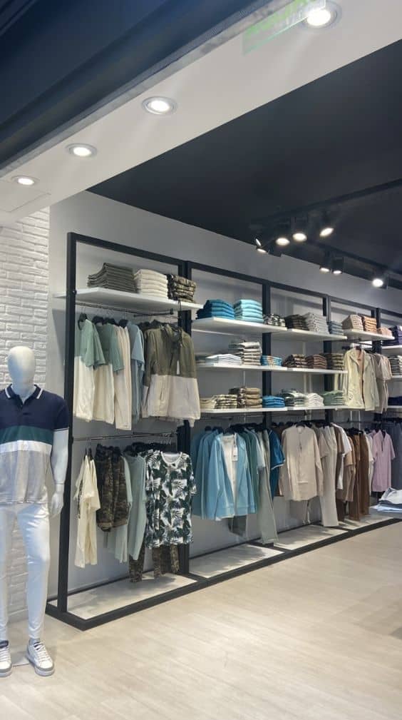 Mẫu thi công shop quần áo nam chuyên nghiệp hiện nay