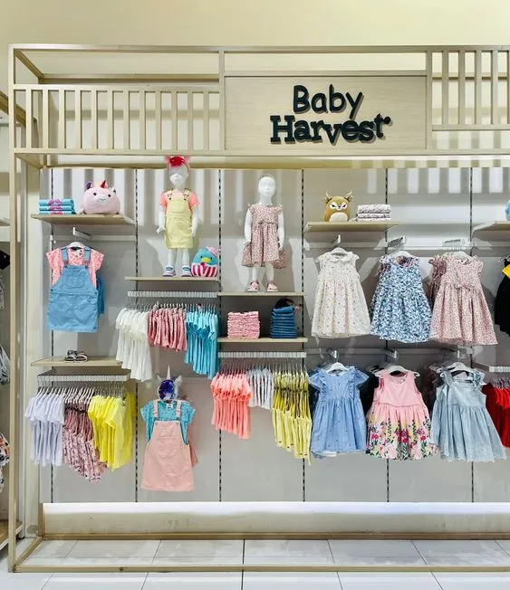 Thi Công Shop Quần Áo Trẻ Em 10 Ý Tưởng Trang Trí Độc Đáo 7 Mẫu thi công shop quần áo trẻ em đẳng cấp