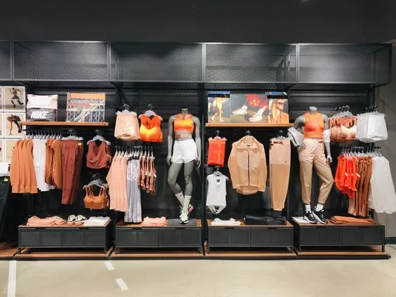 Thi Công Shop Thể Thao Thiết Kế Thông Minh Tối Ưu Không Gian 2 Mẫu thi công shop thể thao hiện đại