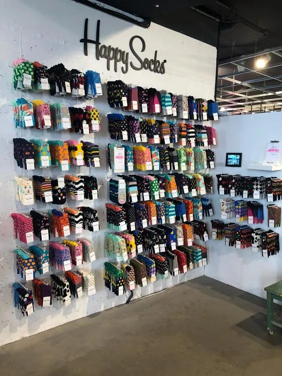 Thi Công Shop Thể Thao Thiết Kế Thông Minh Tối Ưu Không Gian 3 Thi công shop thể thao trọn gói giá rẻ