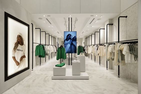 Mẫu thi công shop thời trang nữ cao cấp thu hút khách hàng