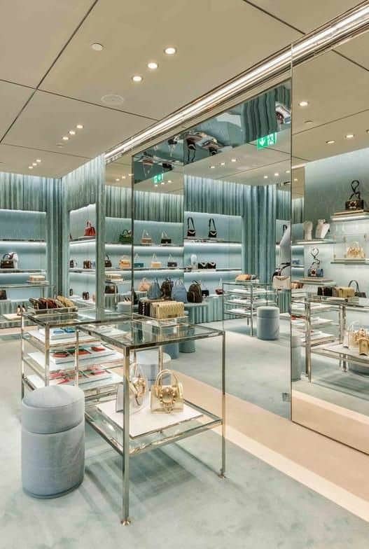 Thi Công Shop Túi Xinh Đẹp Mỗi Góc Nhìn 11 Mẫu thi công shop túi xinh hiện nay