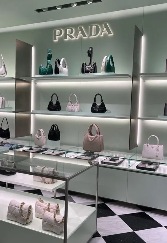 Thi Công Shop Túi Xinh Đẹp Mỗi Góc Nhìn 7 Thi công shop túi xinh đẹp hiện nay