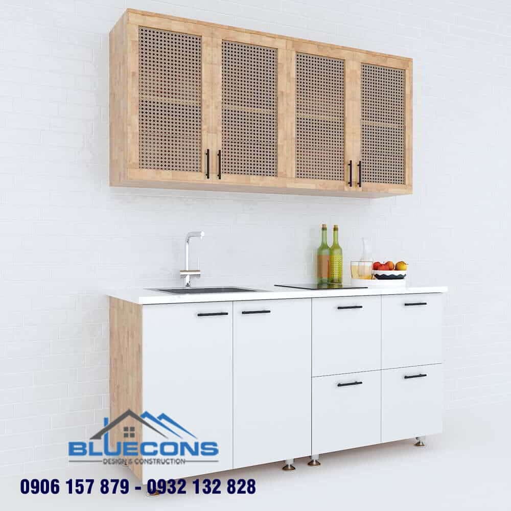Tủ bếp gỗ treo tường có chân cách sàn giúp đảm bảo độ bền tủ