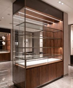 Tủ kính trưng bày 10 Tủ kính trưng bày