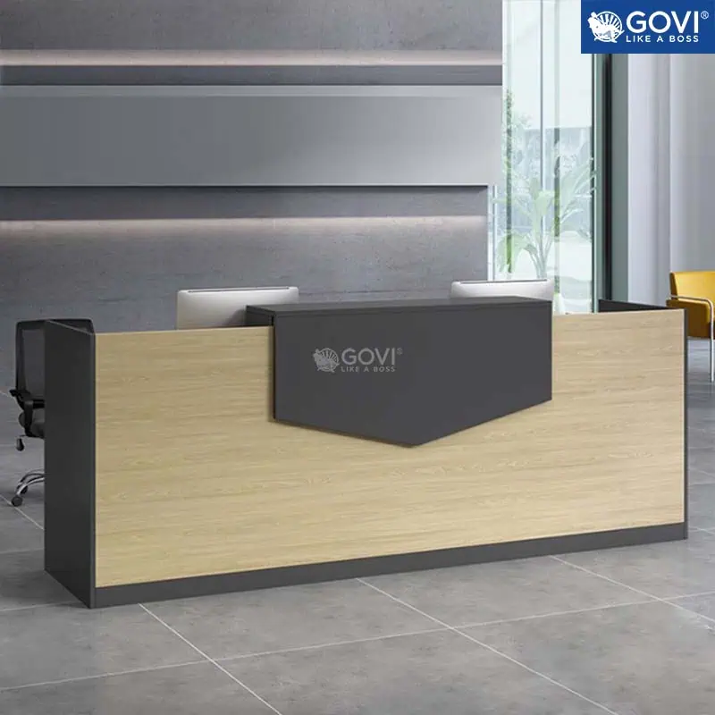 Mẫu bàn tiếp tân với ánh sáng đẹp