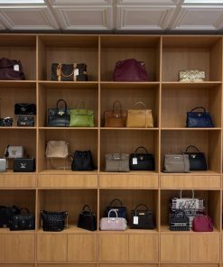 Tủ trưng bày túi xách 9 Tủ trưng bày túi xách