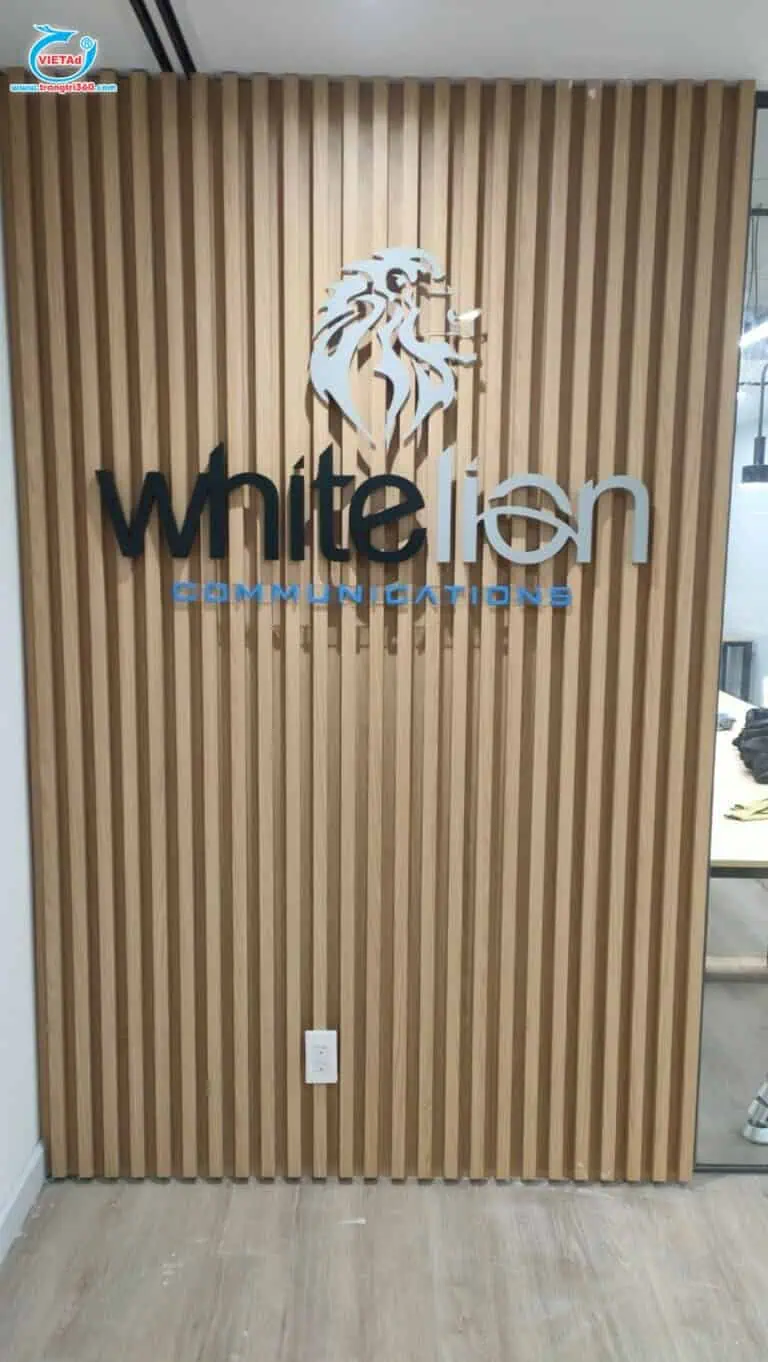 Vách trang trí sang trọng